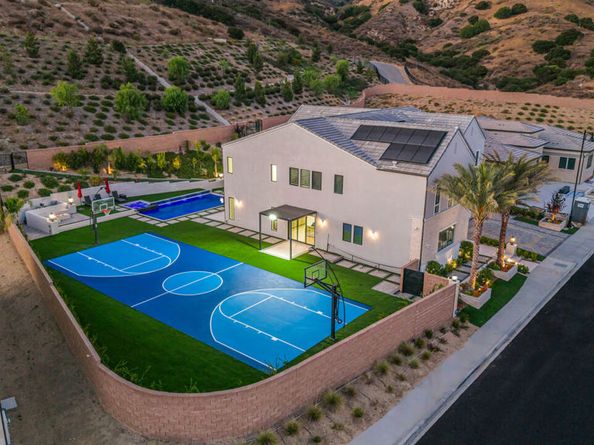 12553 N Ridgeline Road, Porter Ranch CA 91326