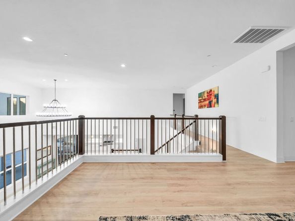 12553 N Ridgeline Road, Porter Ranch CA 91326