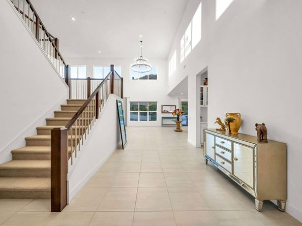 12553 N Ridgeline Road, Porter Ranch CA 91326