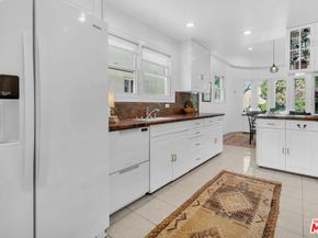 6526 Lindenhurst Avenue, Los Angeles CA 90048