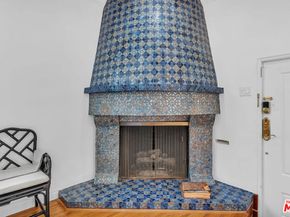 6526 Lindenhurst Avenue, Los Angeles CA 90048
