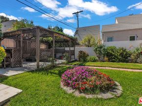 6526 Lindenhurst Avenue, Los Angeles CA 90048