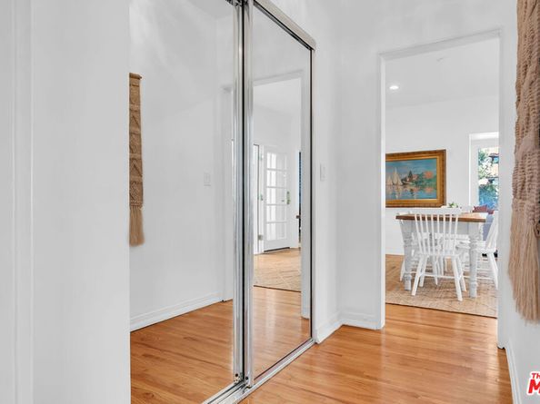 6526 Lindenhurst Avenue, Los Angeles CA 90048