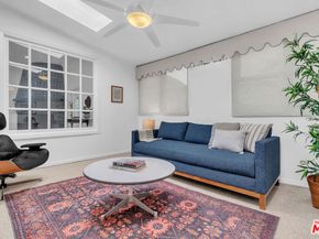 6526 Lindenhurst Avenue, Los Angeles CA 90048
