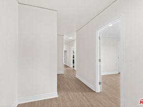 2406 3rd Avenue, Los Angeles CA 90018