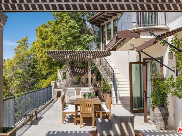 1921 Bel Air Road, Los Angeles CA 90077