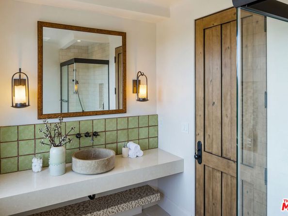 1921 Bel Air Road, Los Angeles CA 90077