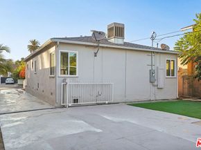 2230 S Cloverdale Avenue, Los Angeles CA 90016
