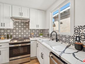 2230 S Cloverdale Avenue, Los Angeles CA 90016