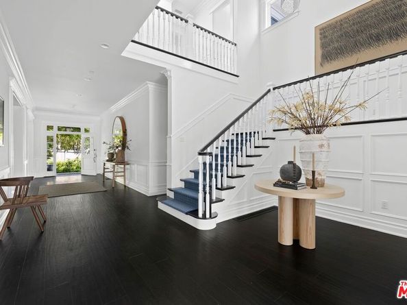 1143 Linda Flora Drive, Los Angeles CA 90049