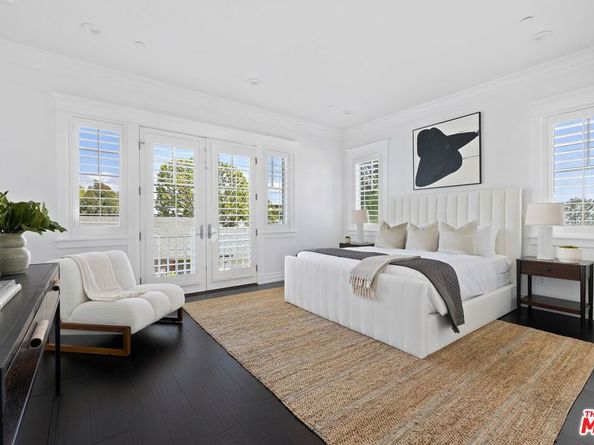 1143 Linda Flora Drive, Los Angeles CA 90049