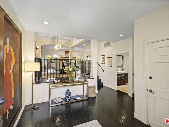 6435 Zumirez Drive 11, Malibu CA 90265