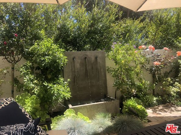 6435 Zumirez Drive 11, Malibu CA 90265