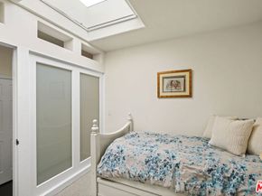 6435 Zumirez Drive 11, Malibu CA 90265