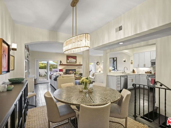 6435 Zumirez Drive 11, Malibu CA 90265