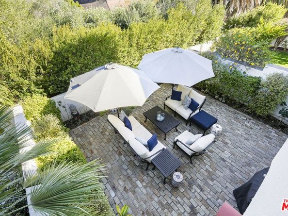 6435 Zumirez Drive 11, Malibu CA 90265