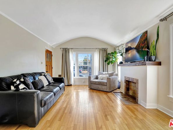 3867 3rd Avenue, Los Angeles CA 90008