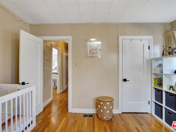 3867 3rd Avenue, Los Angeles CA 90008