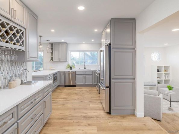 1674 Evergreen Street, San Diego CA 92106