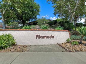 12553 Caminito De La Gallarda, San Diego CA 92128