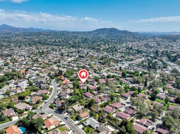 12553 Caminito De La Gallarda, San Diego CA 92128