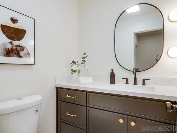 3001 Hartman Way, San Diego CA 92117