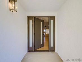 3001 Hartman Way, San Diego CA 92117