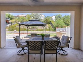 8894 Trailridge Ave, Santee CA 92071