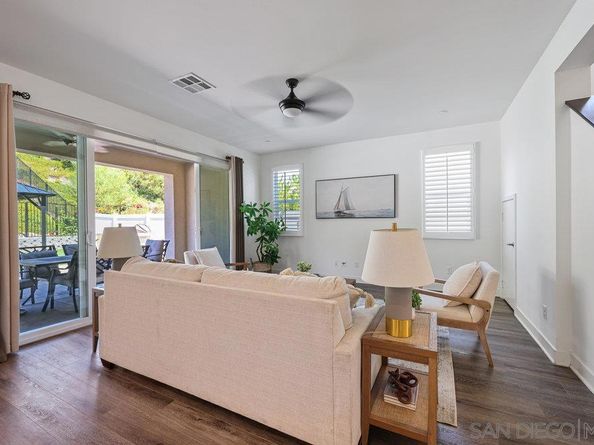 8894 Trailridge Ave, Santee CA 92071