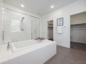 8894 Trailridge Ave, Santee CA 92071