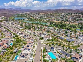 8894 Trailridge Ave, Santee CA 92071