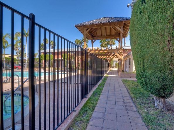 1653 Pentecost Way 12, San Diego CA 92105