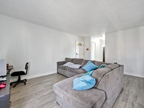 1653 Pentecost Way 12, San Diego CA 92105