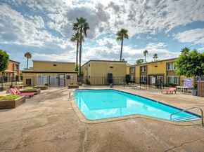 1653 Pentecost Way 12, San Diego CA 92105