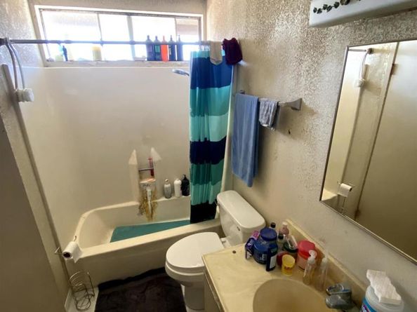 6035 Harps Ct, San Diego CA 92114