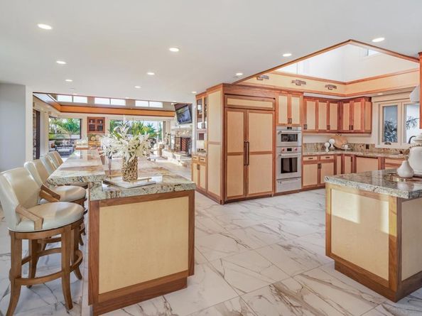 187 Cherry Ave, Carlsbad CA 92008