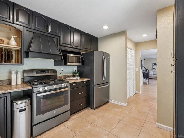 9607 Kumquat Dr, Lakeside CA 92040