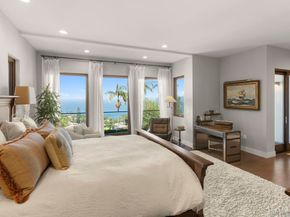 1586 Crespo Dr, La Jolla CA 92037