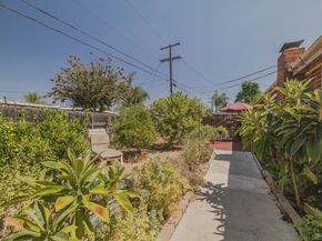 682 Valley Village Dr, El Cajon CA 92021