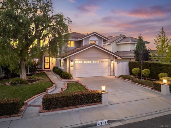 7911 Calle Posada, Carlsbad CA 92009