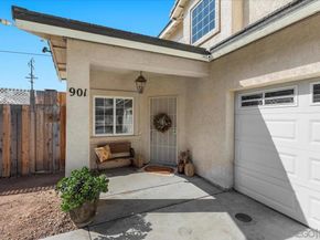 901 Stoneys Ln, El Cajon CA 92021