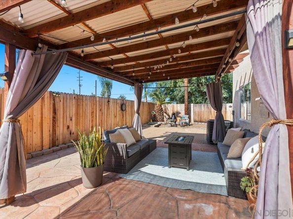 901 Stoneys Ln, El Cajon CA 92021