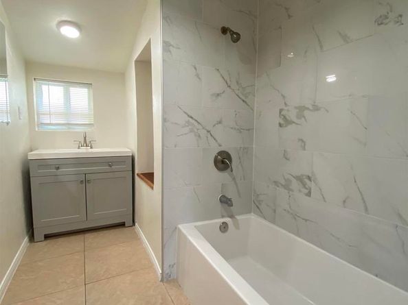 1223 Division St, Oceanside CA 92054