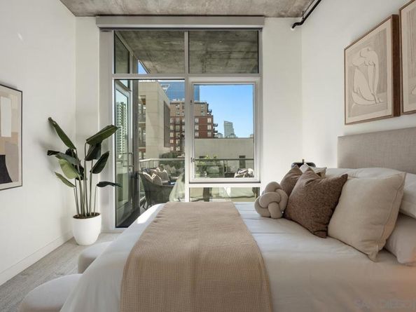 1025 Island Ave 402, San Diego CA 92101