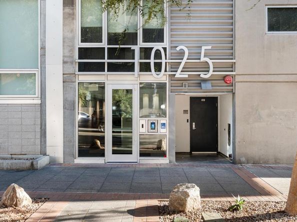 1025 Island Ave 402, San Diego CA 92101