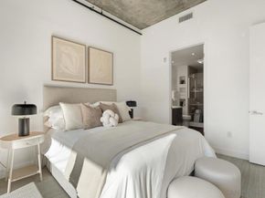 1025 Island Ave 402, San Diego CA 92101
