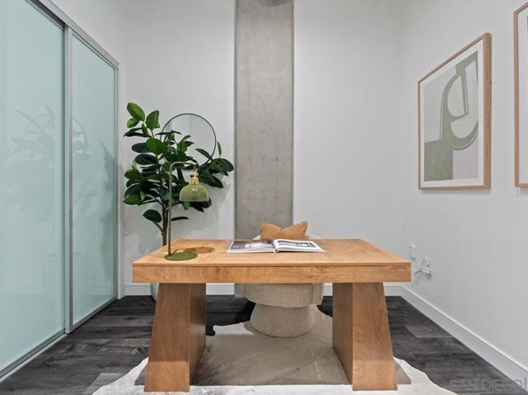 1025 Island Ave 402, San Diego CA 92101