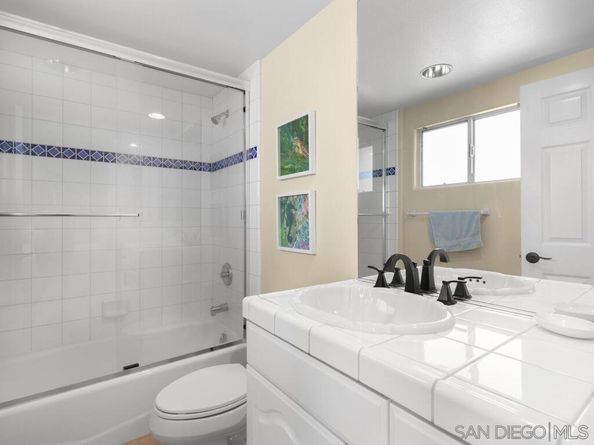 7517 Jerez Ct B, Carlsbad CA 92009
