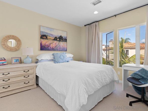 7517 Jerez Ct B, Carlsbad CA 92009