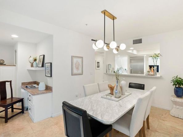 7520 Draper Ave 3, La Jolla CA 92037